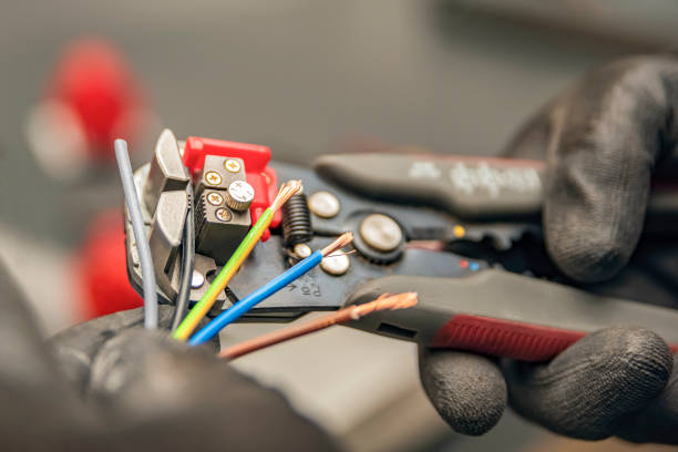 Best Affordable Emergency Electrician  in League City, TX